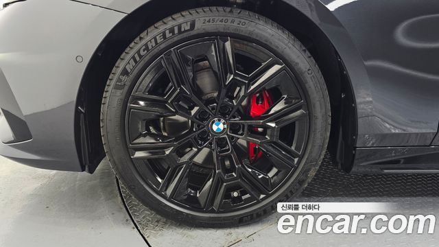 BMW 5 Series (G60) 530i xDrive M Sport Pro Special Edition 2026 — фото 5