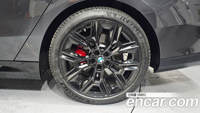 BMW 5 Series (G60) 530i xDrive M Sport Pro Special Edition 2026 — фото 21