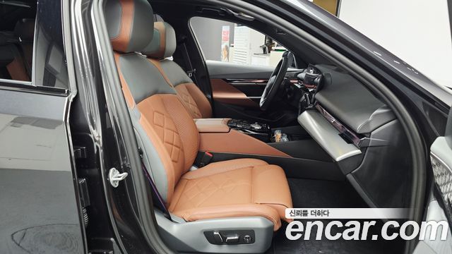BMW 5 Series (G60) 530i xDrive M Sport Pro Special Edition 2026 — фото 26