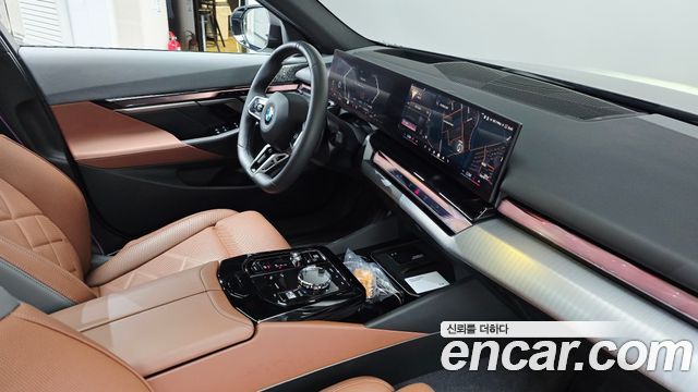 BMW 5 Series (G60) 530i xDrive M Sport Pro Special Edition 2026 — фото 28