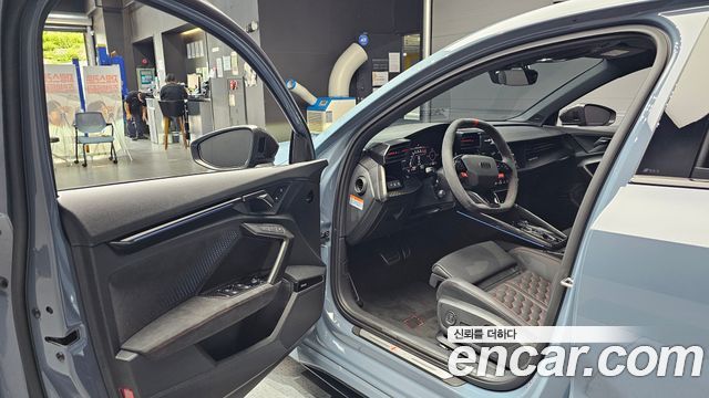 Audi RS3 (8Y) 2.5 TFSI Quattro 2025 — фото 10