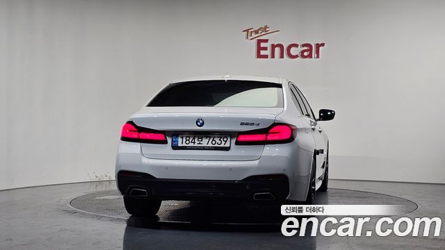 BMW 5 Series (G30) 523d M Sport 2021 — фото 4