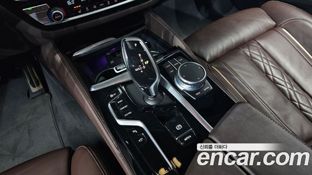 BMW 5 Series (G30) 523d M Sport 2021 — фото 9
