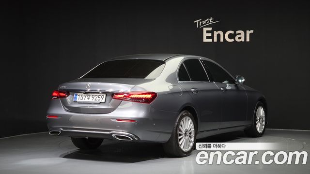 Mercedes-Benz E-Class (W213) E250 Exclusive 2021 — фото 2