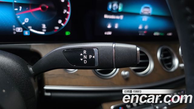 Mercedes-Benz E-Class (W213) E250 Exclusive 2021 — фото 9