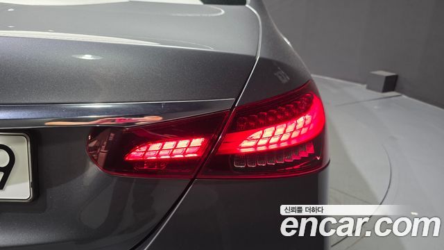 Mercedes-Benz E-Class (W213) E250 Exclusive 2021 — фото 23