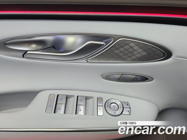 Genesis GV70 2.5T Gasoline 2WD 2026 — фото 8