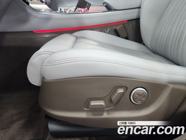Genesis GV70 2.5T Gasoline 2WD 2026 — фото 10