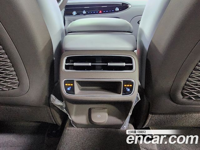 Genesis GV70 2.5T Gasoline 2WD 2026 — фото 21