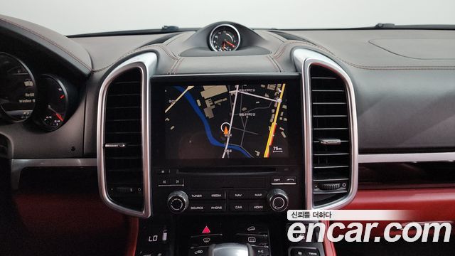 Porsche Cayenne 3.0 Diesel Platium Edition 958 2017 — фото 12