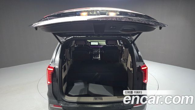 Kia Carnival (IV) Gasoline 9-Seater Hi Limousine (7-seater Limousine(Special vehicle) 2024 — фото 23