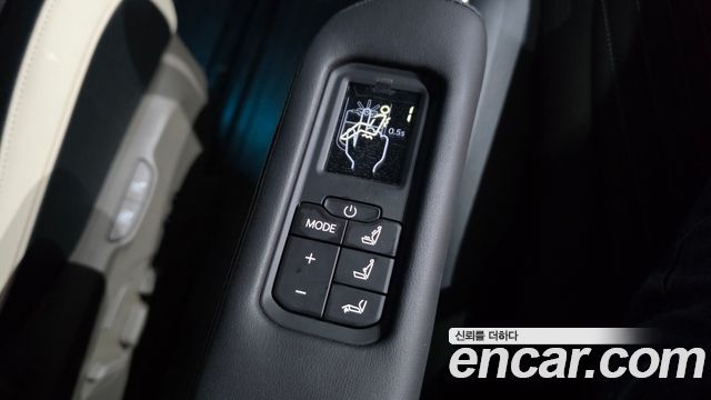 Kia Carnival (IV) Gasoline 9-Seater Hi Limousine (7-seater Limousine(Special vehicle) 2024 — фото 38