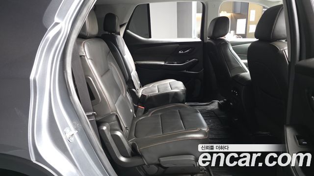 Chevrolet Traverse 3.6 AWD LT Leather Premium 2020 — фото 12