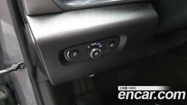 Chevrolet Traverse 3.6 AWD LT Leather Premium 2020 — фото 20