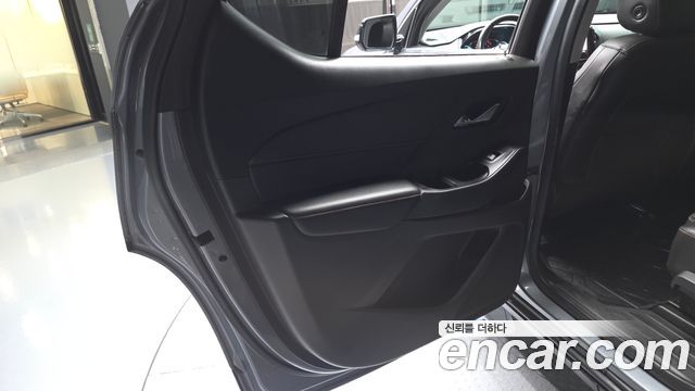 Chevrolet Traverse 3.6 AWD LT Leather Premium 2020 — фото 25
