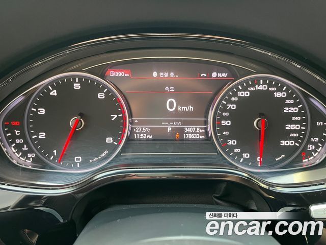 Audi A8 3.0 TFSI Quattro LWB D4 2011 — фото 20