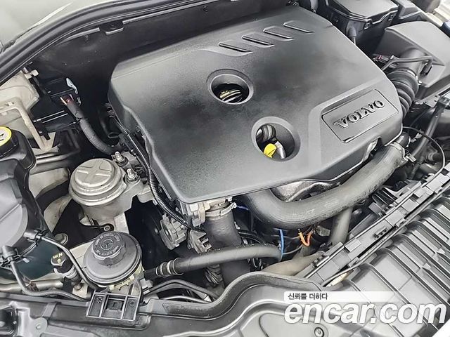 Volvo S60 D2 2nd 2015 — фото 5