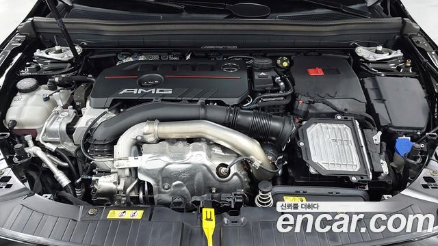 Mercedes-Benz GLB-Class (X247) AMG GLB35 4MATIC 2025 — фото 6