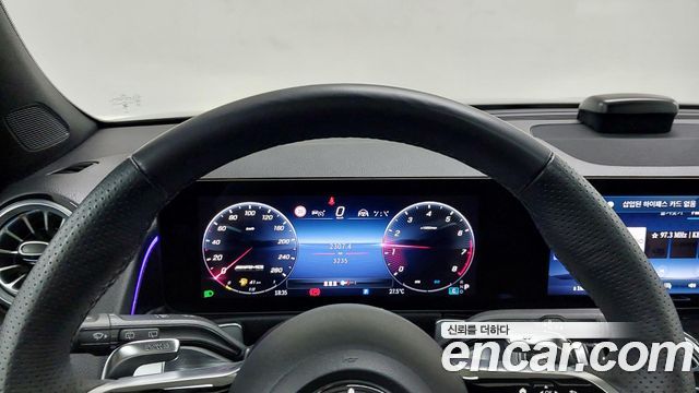 Mercedes-Benz GLB-Class (X247) AMG GLB35 4MATIC 2025 — фото 8
