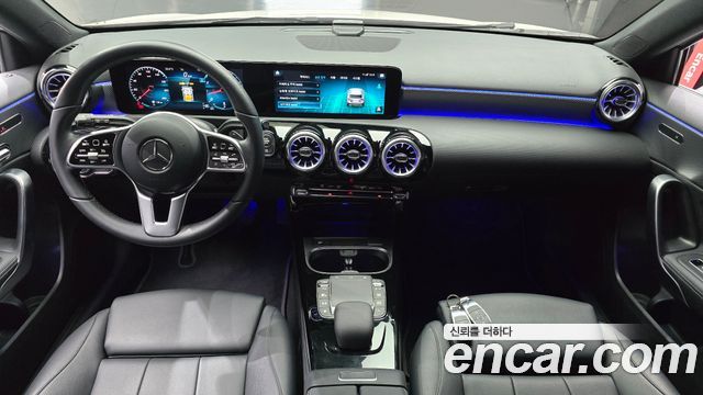 Mercedes-Benz A-Class (W177) A220 Hatchback 2021 — фото 7