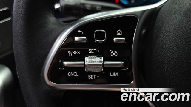 Mercedes-Benz A-Class (W177) A220 Hatchback 2021 — фото 19