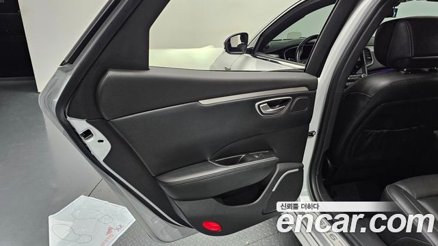 Renault Korea SM6 1.3 TCe RE 2021 — фото 25