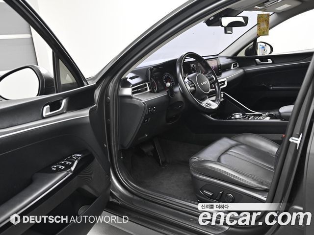 Kia K5 (III) 2.0 Prestige 2022 — фото 15