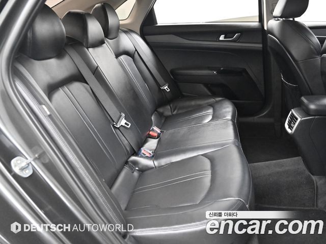 Kia K5 (III) 2.0 Prestige 2022 — фото 16