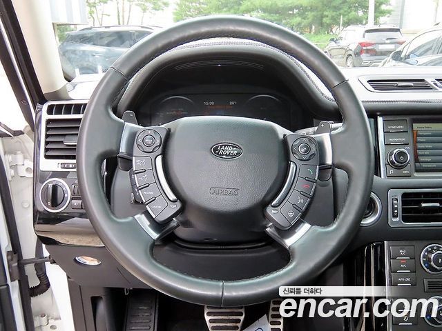Land Rover Range Rover V8 5.0 Supercharged 2012 — фото 10