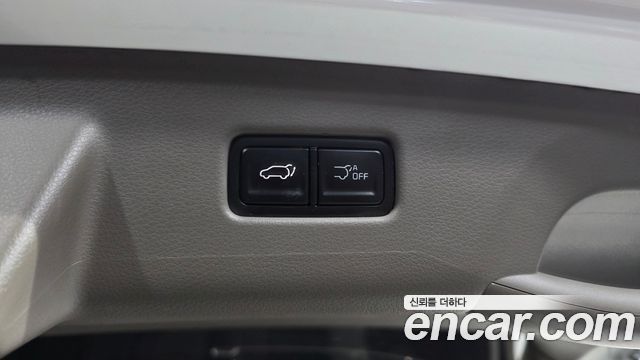 Kia Carnival (IV) HEV 9seater Signature 2025 — фото 19