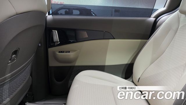 Kia Carnival (IV) HEV 9seater Signature 2025 — фото 25