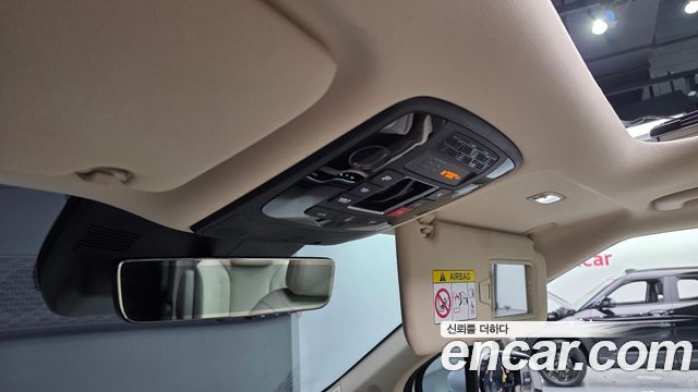 Kia Carnival (IV) HEV 9seater Signature 2025 — фото 30