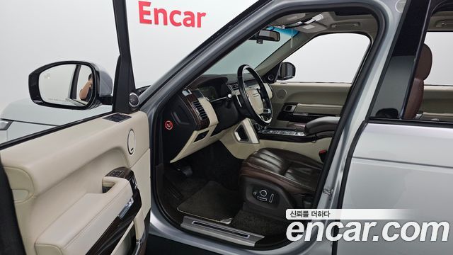 Land Rover Range Rover (IV) 4.4 SDV8 AB DIESEL 2016 — фото 10