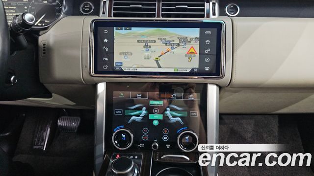 Land Rover Range Rover (IV) 4.4 SDV8 AB DIESEL 2016 — фото 12