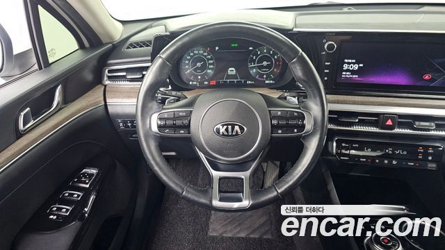 Kia K5 (III) 2.0 Noblesse 2021 — фото 11