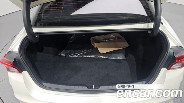 Kia K5 (III) 2.0 Noblesse 2021 — фото 20