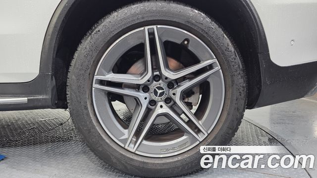 Mercedes-Benz GLC-Class (X253) GLC220 d 4MATIC Coupe 2020 — фото 21