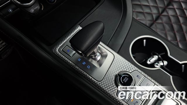 Genesis G70 Gasoline 2.0T 4WD 2023 — фото 9