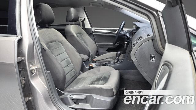 Volkswagen Golf (VII) 2.0 TDI 2015 — фото 11