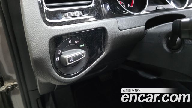 Volkswagen Golf (VII) 2.0 TDI 2015 — фото 14