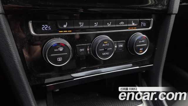 Volkswagen Golf (VII) 2.0 TDI 2015 — фото 17