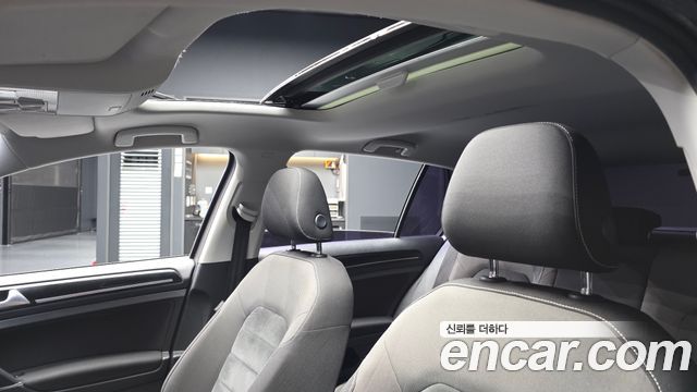 Volkswagen Golf (VII) 2.0 TDI 2015 — фото 18
