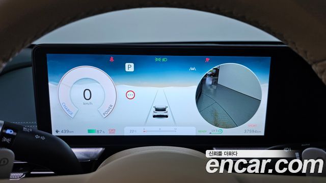 Genesis GV60 Standard AWD 2023 — фото 8