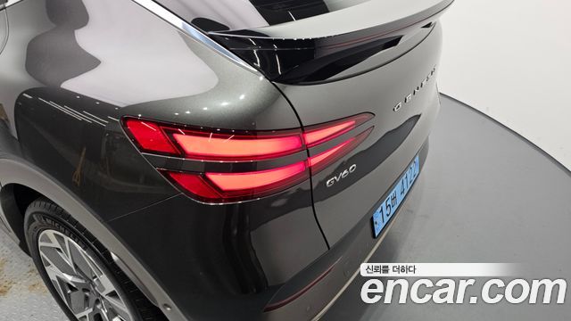 Genesis GV60 Standard AWD 2023 — фото 23