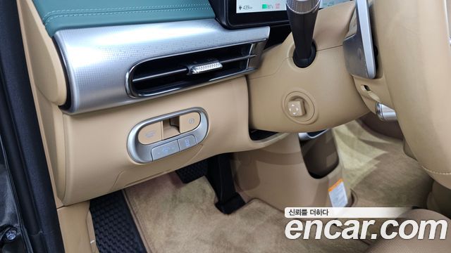 Genesis GV60 Standard AWD 2023 — фото 27