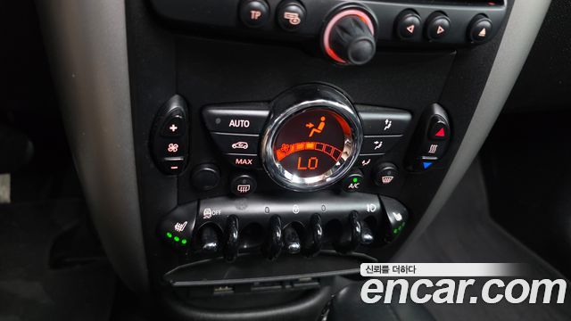 MINI Cooper D Countryman ALL4 1st 2015 — фото 19