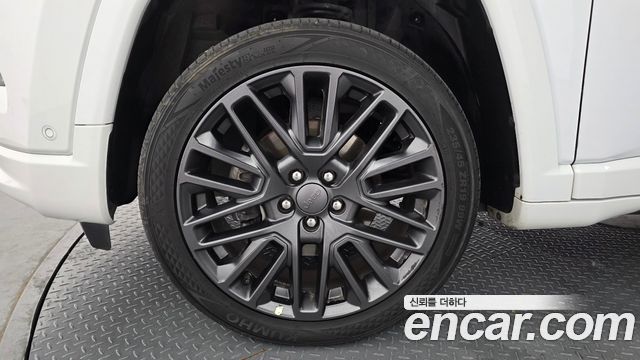 Jeep Compass (II) S 2.4 AWD 2022 — фото 5