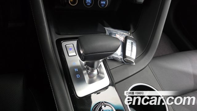 Genesis G70 Gasoline 3.3T 4WD 2023 — фото 9