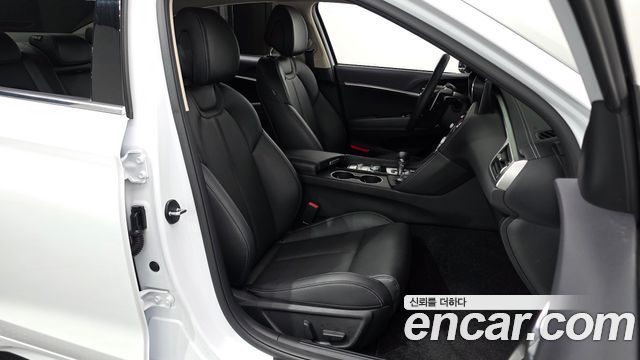 Genesis G70 Gasoline 3.3T 4WD 2023 — фото 15