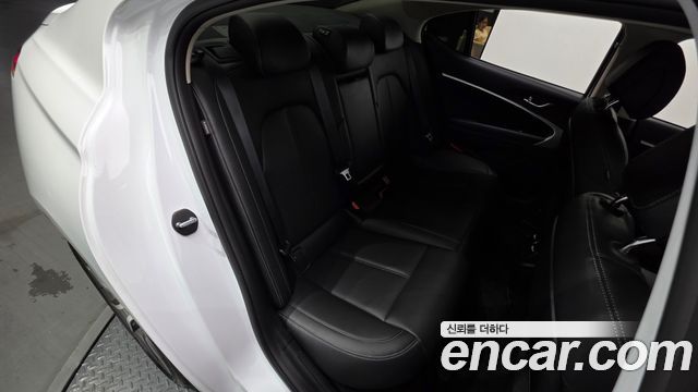 Genesis G70 Gasoline 3.3T 4WD 2023 — фото 32